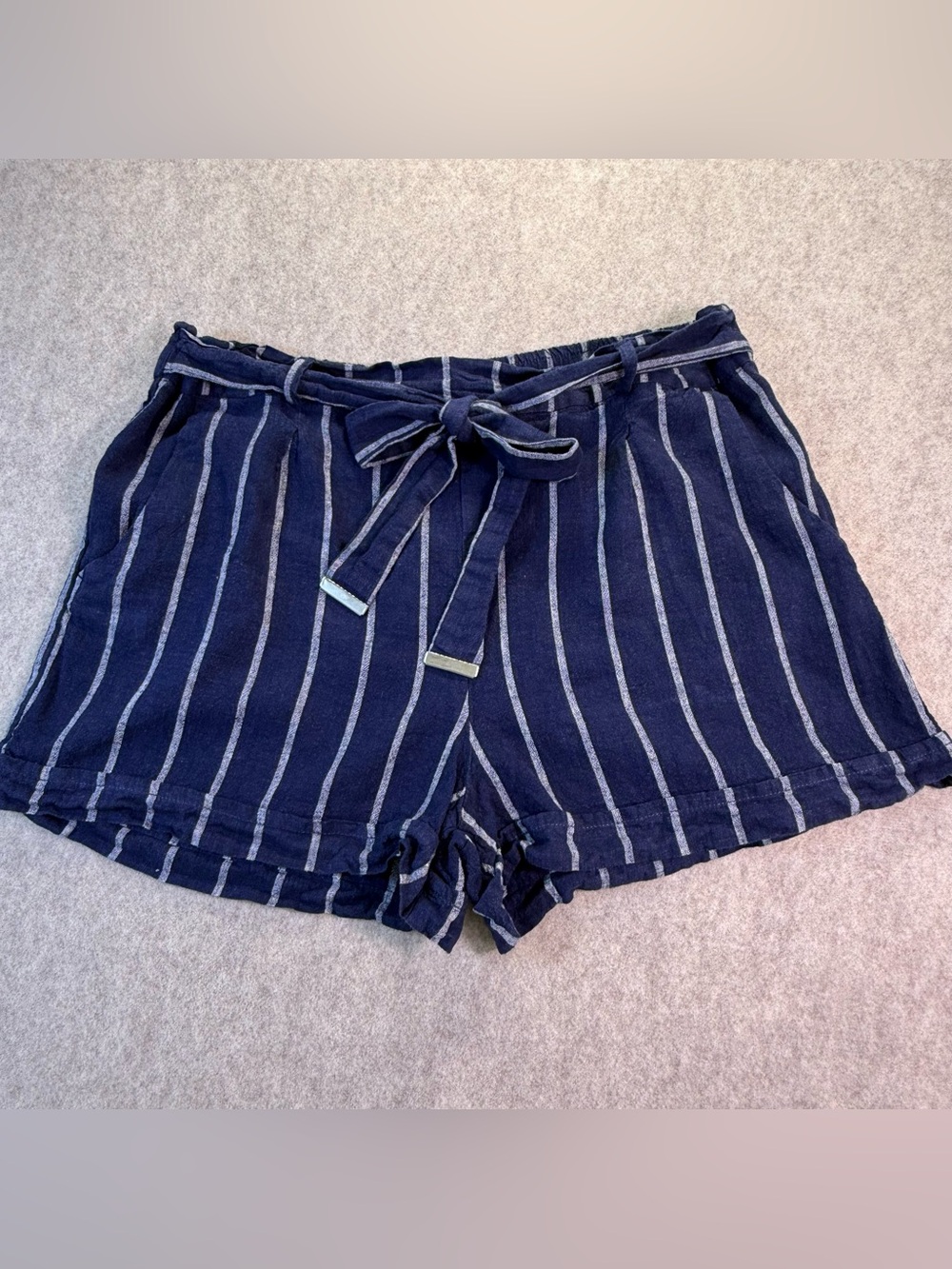 Dex Nautical Linen Blend Striped Navy Tie-Waist Women's Shorts Sz Large EUC